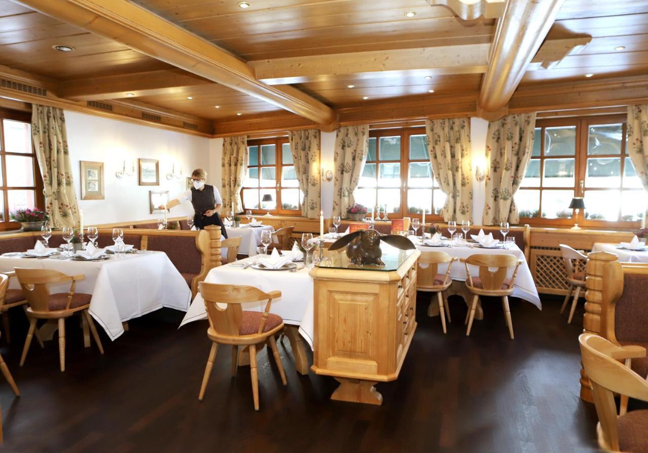 Hotel Restaurant Krone Hayna  エクステリア 写真