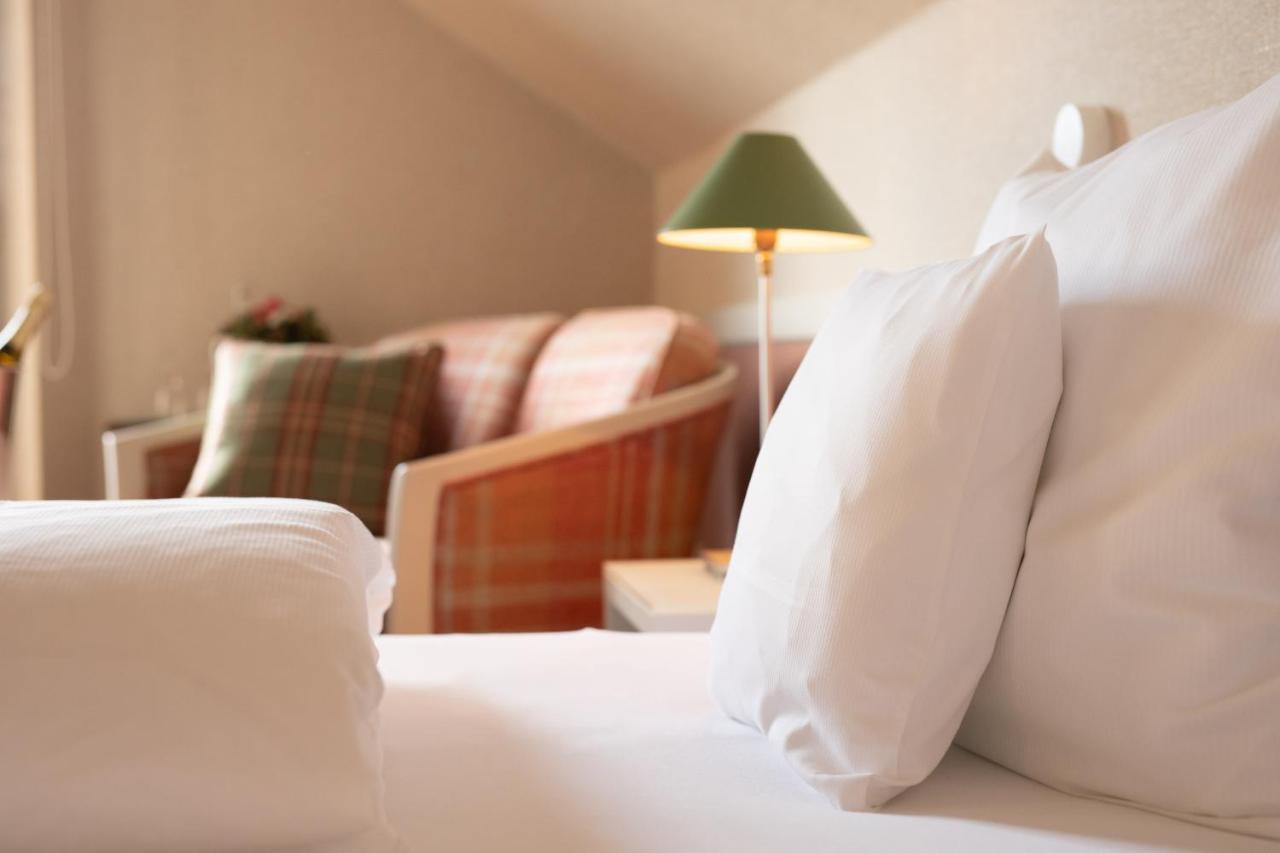Hotel Restaurant Krone Hayna  エクステリア 写真