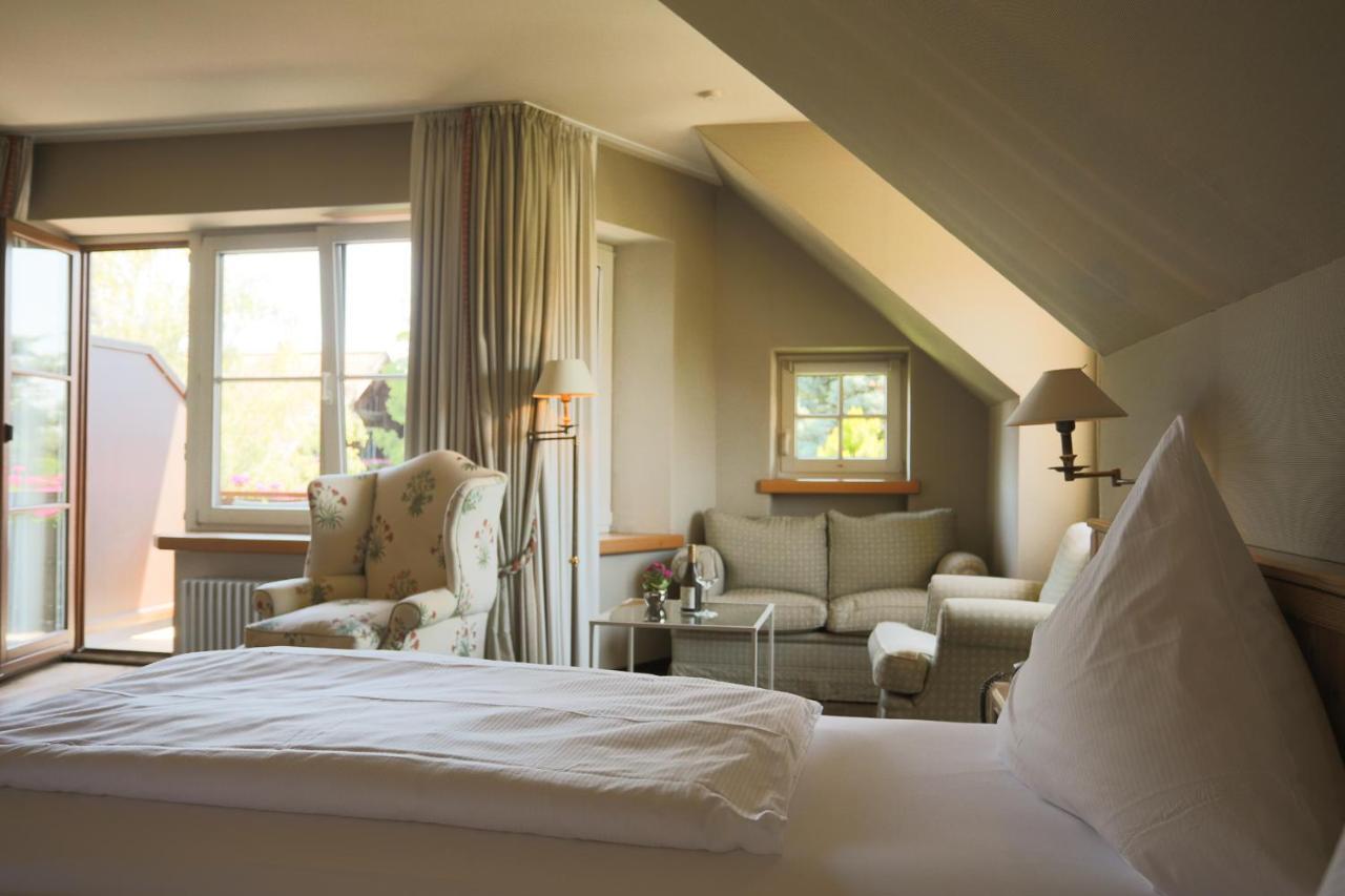 Hotel Restaurant Krone Hayna  エクステリア 写真
