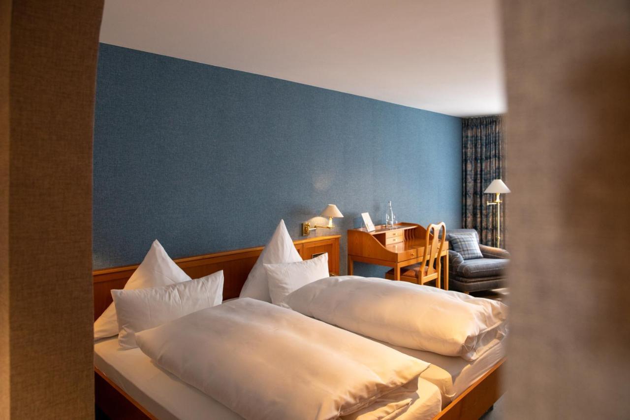 Hotel Restaurant Krone Hayna  エクステリア 写真