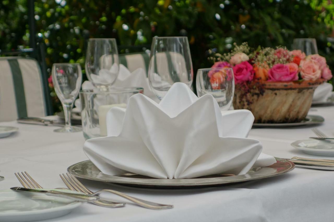 Hotel Restaurant Krone Hayna  エクステリア 写真